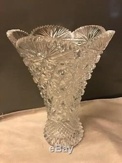 American Brilliant Cut Crystal Scalloped Sawtooth Daisy Button Fan Diamond vase