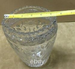 Antique Vintage 9 tall Cut Lead Crystal Vase Beautiful Excellent Condition