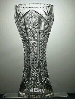 Beautiful Design Heavy Lead Crystal Cut Glass Vase 12 Tall