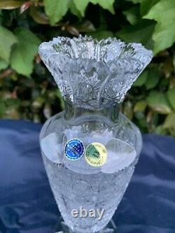Bohemia Queen Lace Hand Cut 24% Lead Crystal Pedestal Bud Vase 10 Mint