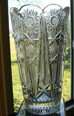 EXQUISITE Bohemia Czech 10 Tall Vase QUEEN LACE Hand Cut Crystal 24% Lead Glass