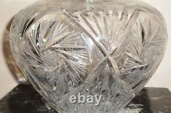 European Lead Crystal Cut Star Pinwheel Hobstar Vase 10 x 8 1/2 inch