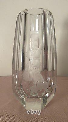 Large antique hand engraved figural Baccarat French cut clear crystal glass vase