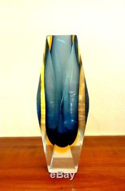 Murano Glass Vase by MANDRUZZATO Facet Cut Crystal Blue & Yellow Sommerso 60´s