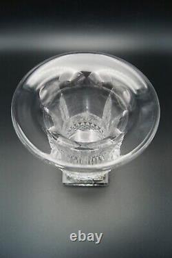 Saint Louis Versailles Medicis Vase Clear Cut Crystal Signed France H. 81/4 Vtg