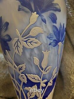 Shannon Crystal Designs of Ireland Mouth Blown Hand-cut Vase