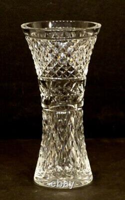 Signed WATERFORD Lead Crystal GLANDORE Cut Glass 8 1/8 FLOWER VASE / Signed