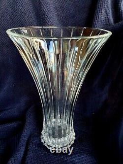 Stunning Vintage Cut Extra large Heavy Crystal Vase 30x 20cm