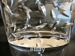 TIFFANY & CO CRYSTAL OVAL LEAF CUT VASE 11 Heavy, excellent condition
