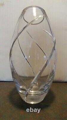 TIFFANY & CO Swirl Optic Pattern Cut Lead Crystal 12 Inch Vase