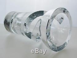 VERY NICE Estate Signed Baccarat Tornado Architecture Cut Crystal Glass Vase