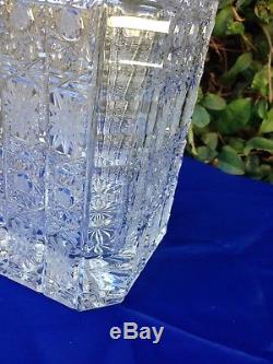 Vintage Bohemia Queen Lace Cut 24% Lead Crystal Whisky Decanter 0.8 Liter Mint