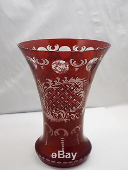 Vtg Bohemian Czech Ruby Red Cut to Clear Flared Crystal Glass Vase, Birds, 6 1/4